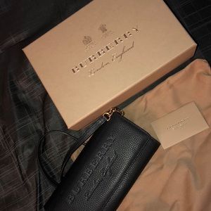 Burberry wallet on a chain